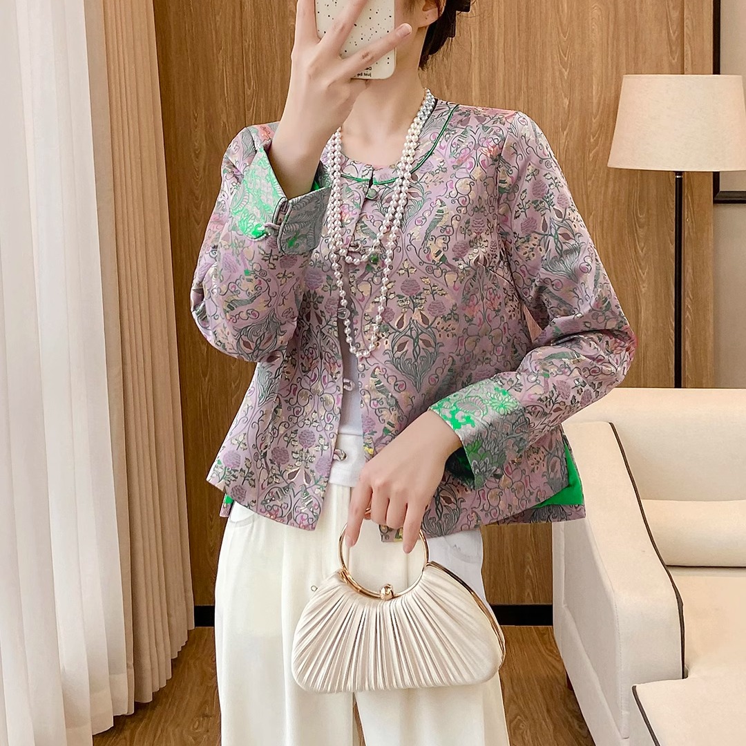 新中式圆领盘扣秋冬季新款高级感轻奢提花外套女百搭开衫长袖上衣