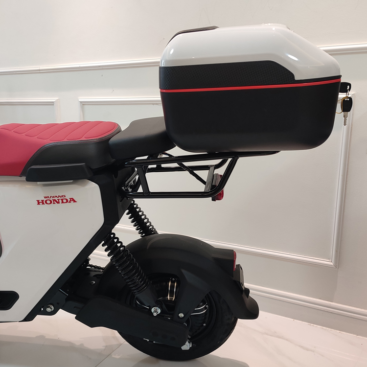 定制适用于五羊本田UBE坐垫尾箱