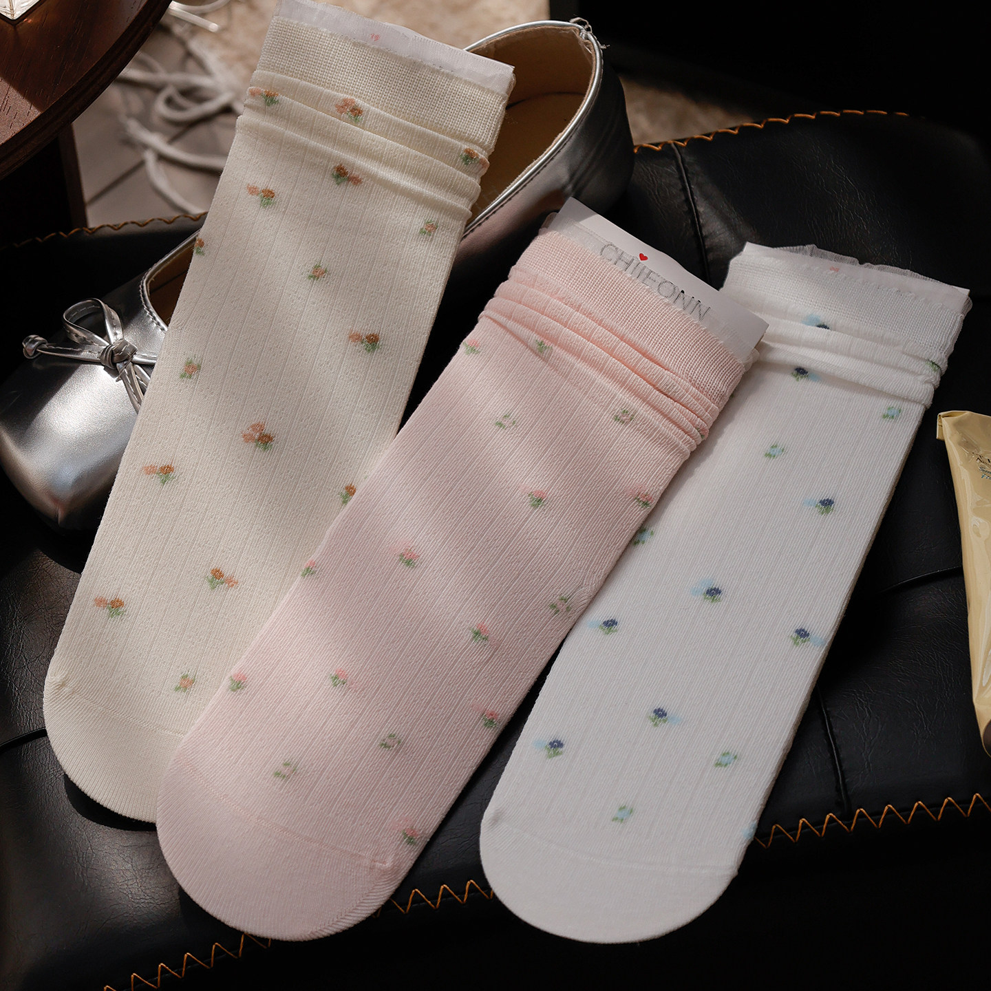 夏季网眼碎花中筒袜女薄款透气纯棉堆堆袜芭蕾风洛丽塔日系袜子