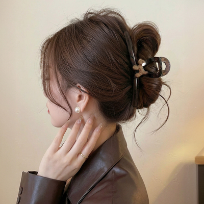 亚克力小狗头发抓夹女高级感