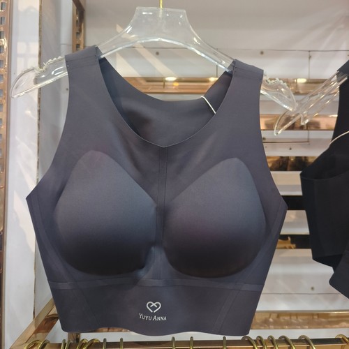 新款运动内衣女防震跑步健身瑜伽服背心上衣无痕文胸女