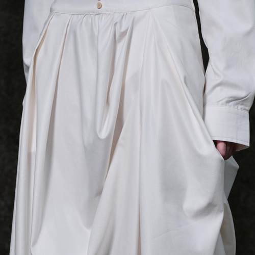 凌鸦ILNya-白色蓓蕾长裙