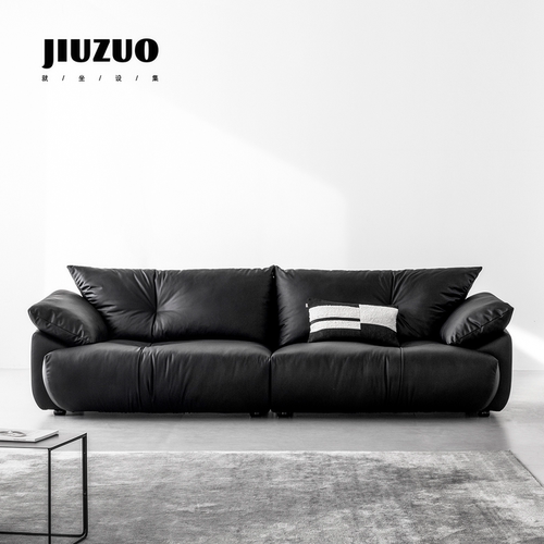 就坐设集极简黑色真皮直排沙发