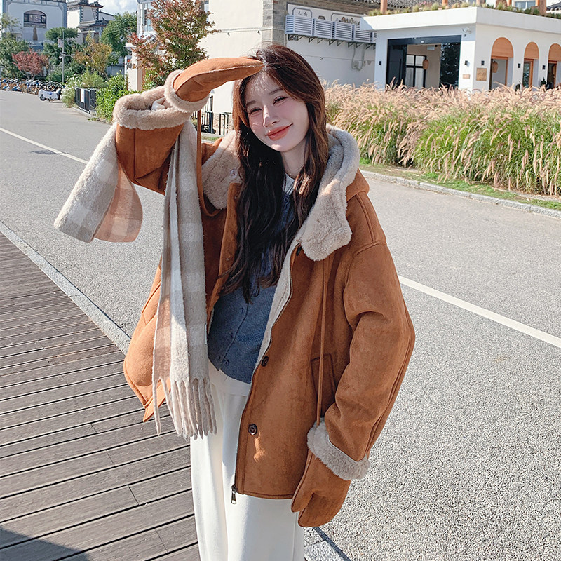 【新品】赠手套加厚连帽驼色皮毛一体172-6868-P195控288,女装派克服,2C056