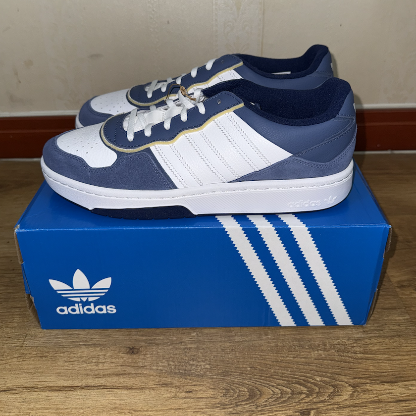 现货JI2555运动休闲鞋潮包背男子