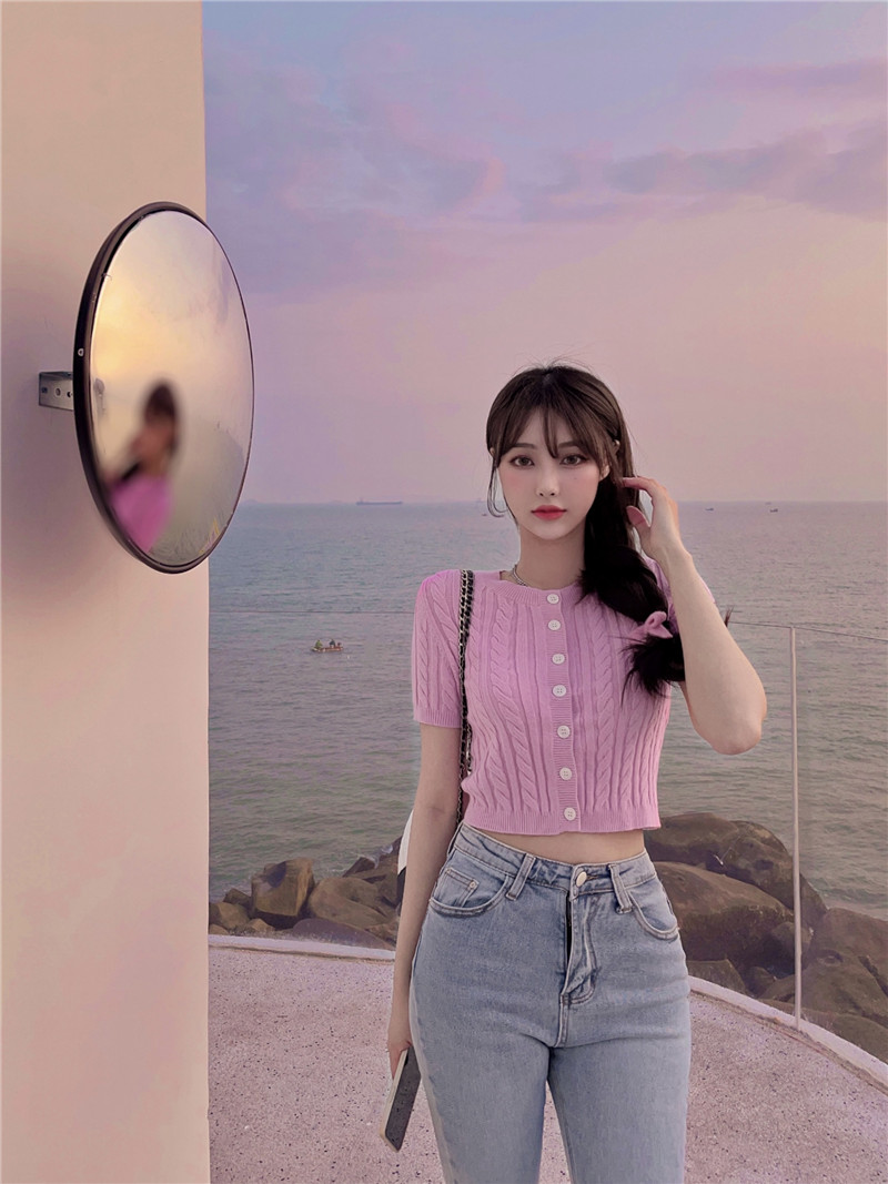 Real shot of Ou Ni's romantic spring woolen short sleeve shirt