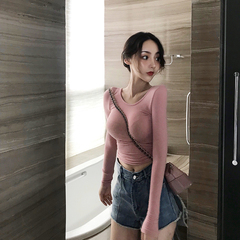 Real shooting of new Hong Kong style retro large collar bottomed long sleeve thin T-shirt