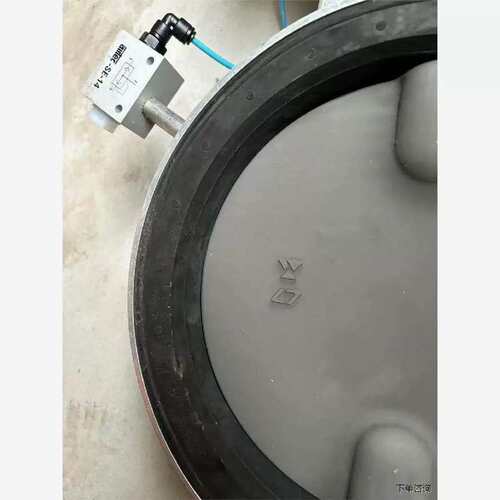 议价WAREX蝶阀DKZ110 DN250