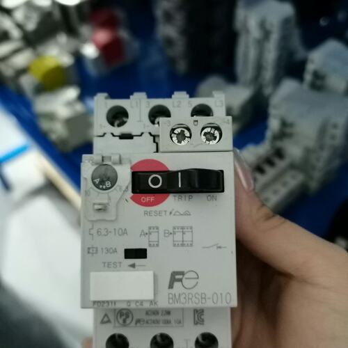 议价电机电机保护断路器BM3RSB-010BM3RSB010BM3RSB010
