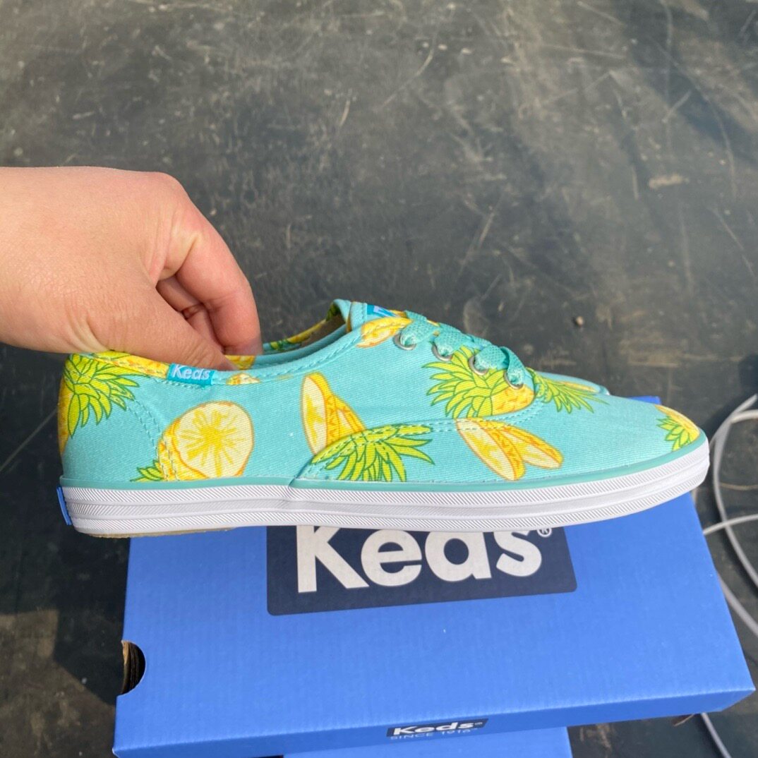 keds菠萝女帆布鞋，特别瘦，适合瘦脚，外贸，夏季