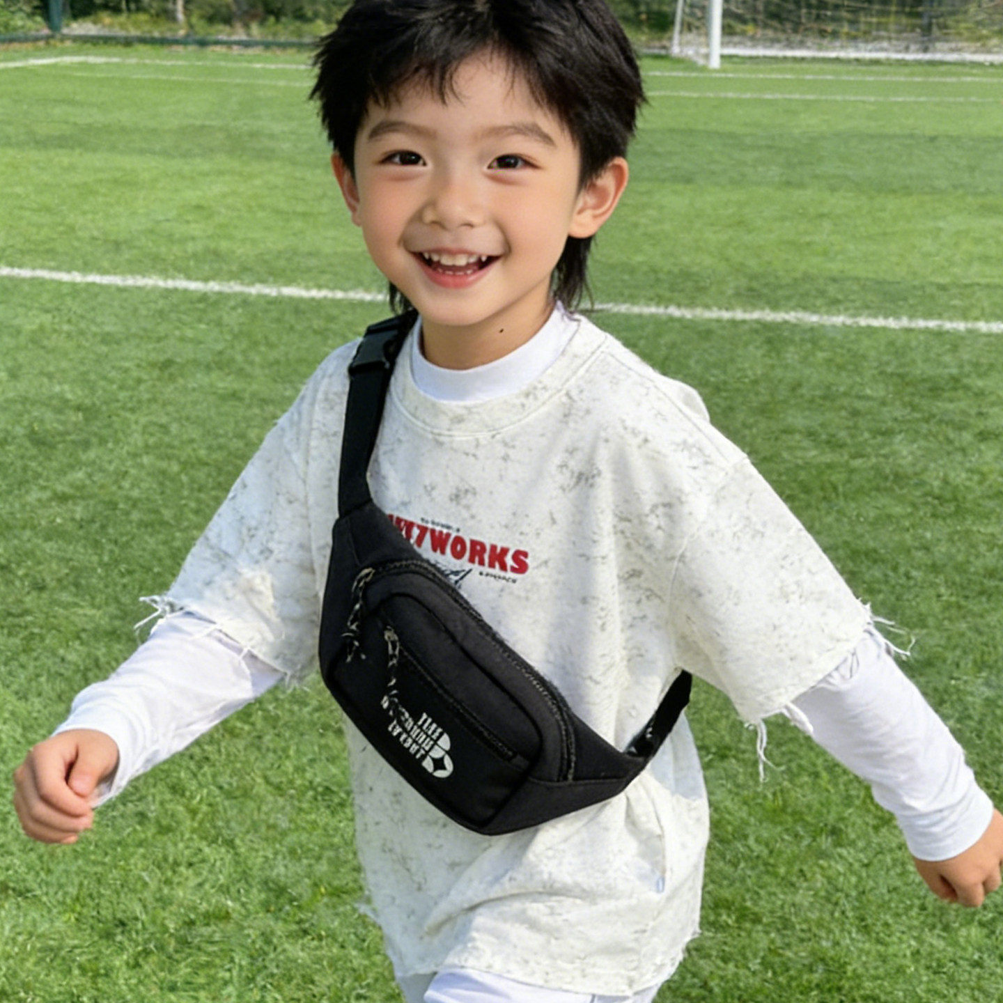 儿童斜挎包男童女小男孩外出包包宝宝胸包小挎包腰包女孩背包时尚