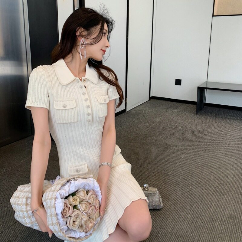 2024年夏季新款女装象牙白精连衣裙