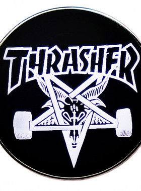 hrer滑板山羊胸针巴风特火焰摇滚别针金属合金徽章配饰