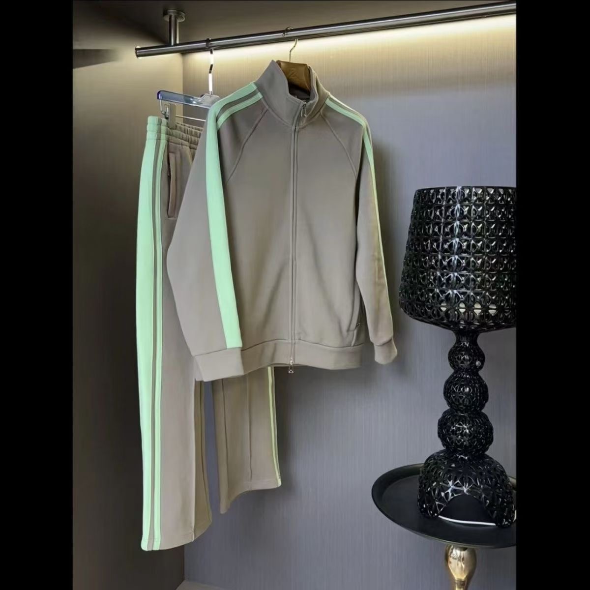 秋冬男士侧边条纹织带百搭套装拉链立领外套休闲运动夹克卫裤潮男