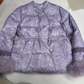 心晴26269中式 国风提花刺绣羽绒服狐狸毛袖 口收腰保暖白鸭绒外套