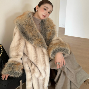 大衣环保皮草狐狸毛外套女 大牌贵气感仿水貂毛翻领长款 冬季 新款