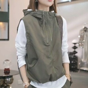 百搭减龄马夹 宽松连帽上衣时尚 双拉链外套冲锋衣马甲2026秋季 新款