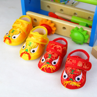 新生儿丝绸缎老虎头鞋百天满月鞋防滑学步鞋软底宝宝鞋婴儿眉眼鞋