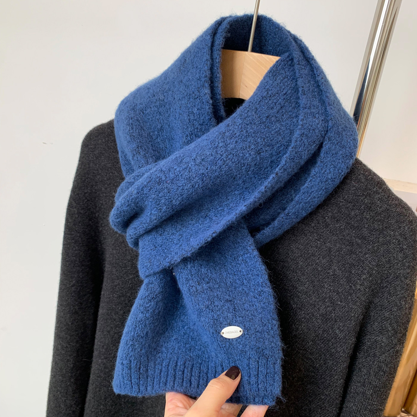 新蓝围巾女2025秋冬新款韩版纯色显白含羊毛针织护颈情侣围脖女潮,服饰配件/皮带/帽子/围巾,围巾/丝巾/披肩,淘宝优惠券,粉丝福利购,淘宝优惠卷