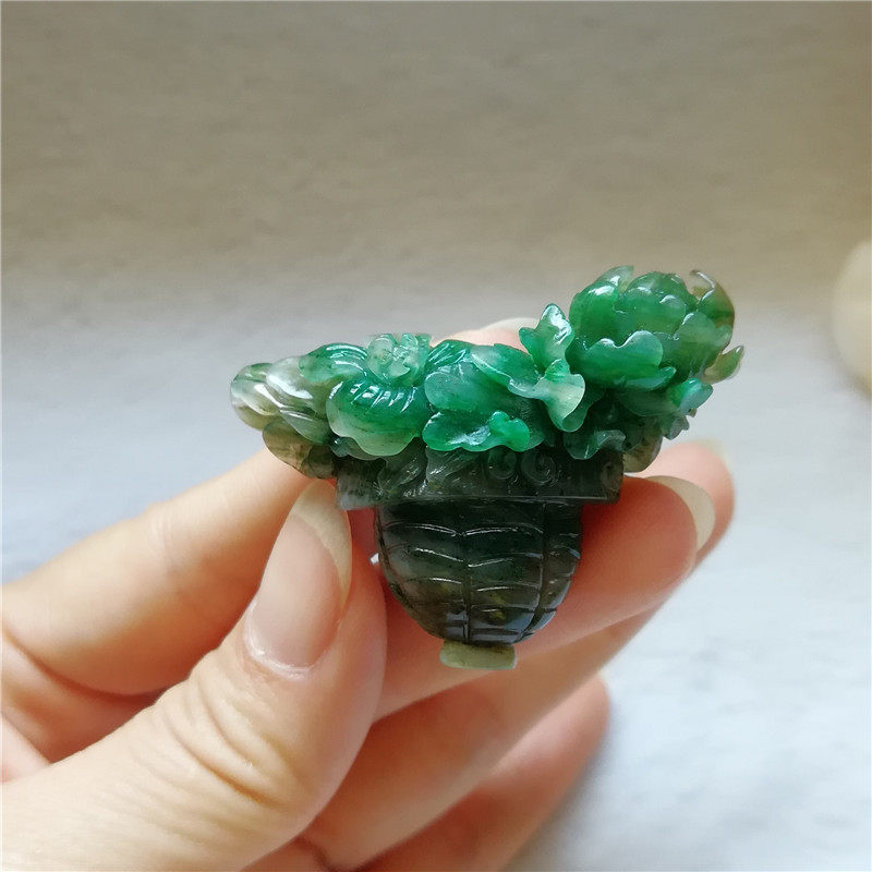 南阳独山玉吊坠天然玉石富贵花