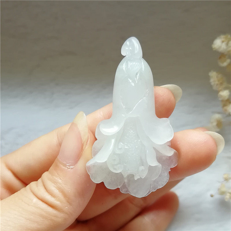 收藏独山玉冰种玉兰花吊坠