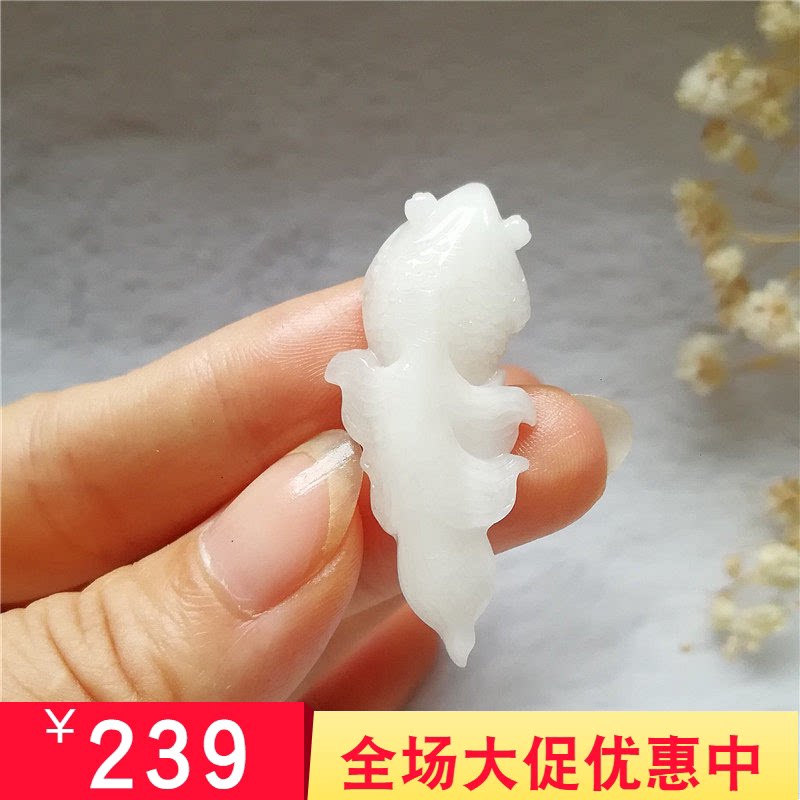 独山玉冰种金鱼吊坠毛衣链
