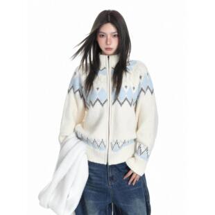 奶fufu白色加厚费尔岛毛衣外套女2025秋冬新款慵懒高级感针织开衫