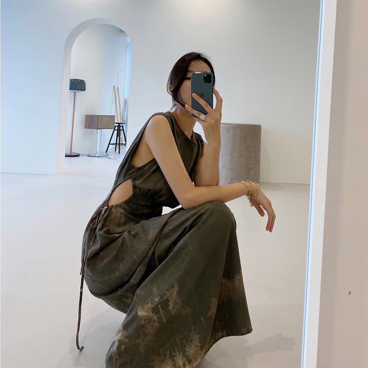 MICOCO！chic 小心机露腰连衣裙