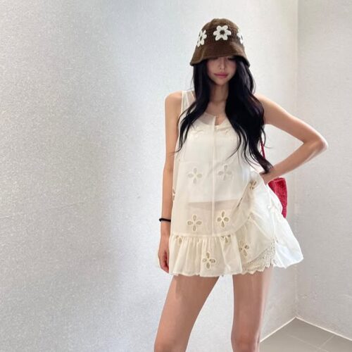 MICOCO！韩国chic 夏季新款东大门小众复古镂空钩花背心连衣裙女
