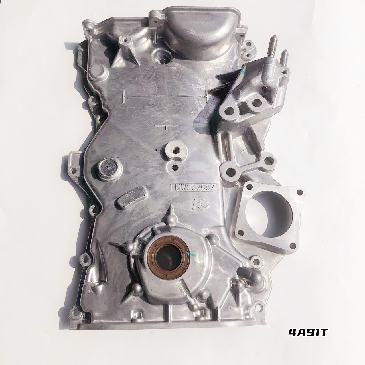 三菱 4A91T发动机/机油泵/时规链轮盖/正时罩盖 前驱4A91T发动机