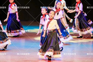 新款儿童藏族表演服藏族舞蹈服装演出服话剧民族舞台藏服女童服装