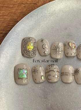 原创洛可可复古手绘氛围感短款显白设计美甲小众手工定制穿戴甲