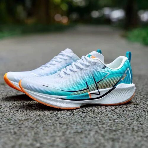 燃花体育特步男鞋360X1.0新款秋冬跑步鞋男减震运动鞋专业跑鞋