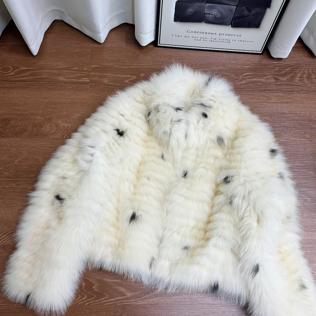 山猫纹立领狐狸毛车条皮草外套