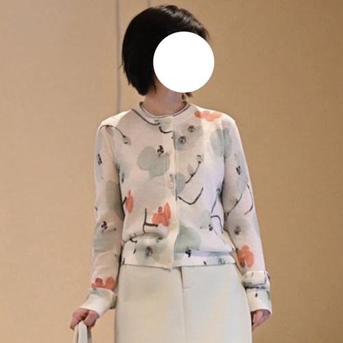 现货SW同源天丝亚麻混纺满印兰花针织开衫女2026新款圆领正肩毛衣