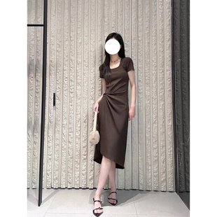 现货MO同源连衣裙2025新品扭结高腰短袖正肩长裙深咖色艺术感战袍