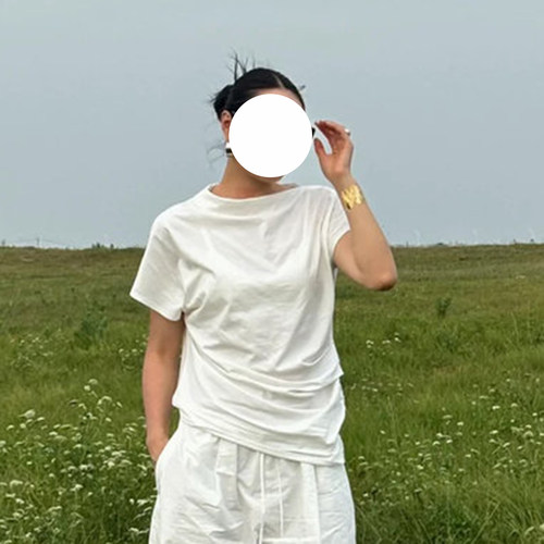 现货CC同源柔垂纯棉针织 流线感不对称连袖斜肩荡领显瘦捏褶上衣