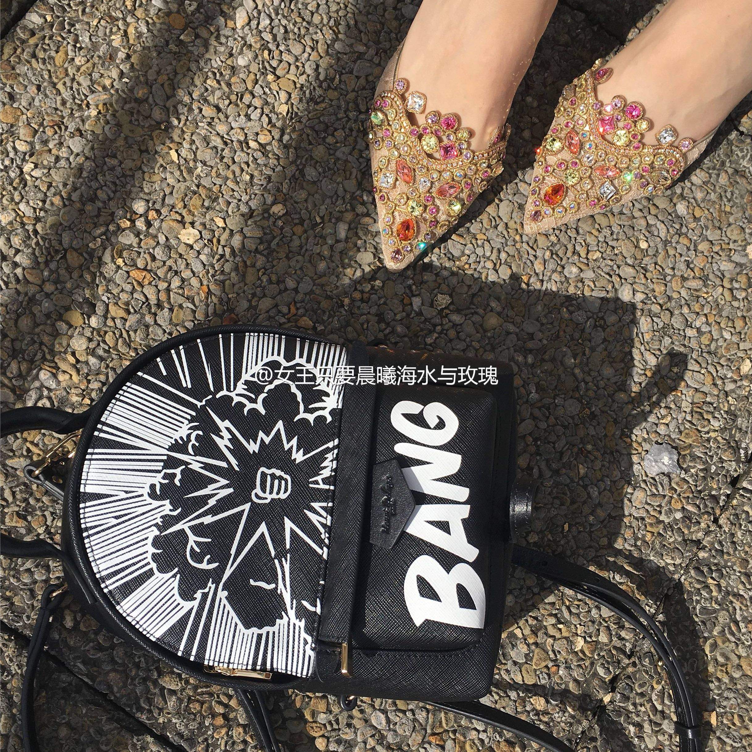 叶子昕  免费礼物 订单满150元的超值惊喜 拍才送 联系客服