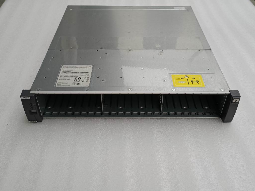 NETAPP DS2246扩展柜 24盘位 2.5 SAS双电源双LOM6 ESM可测试-封面