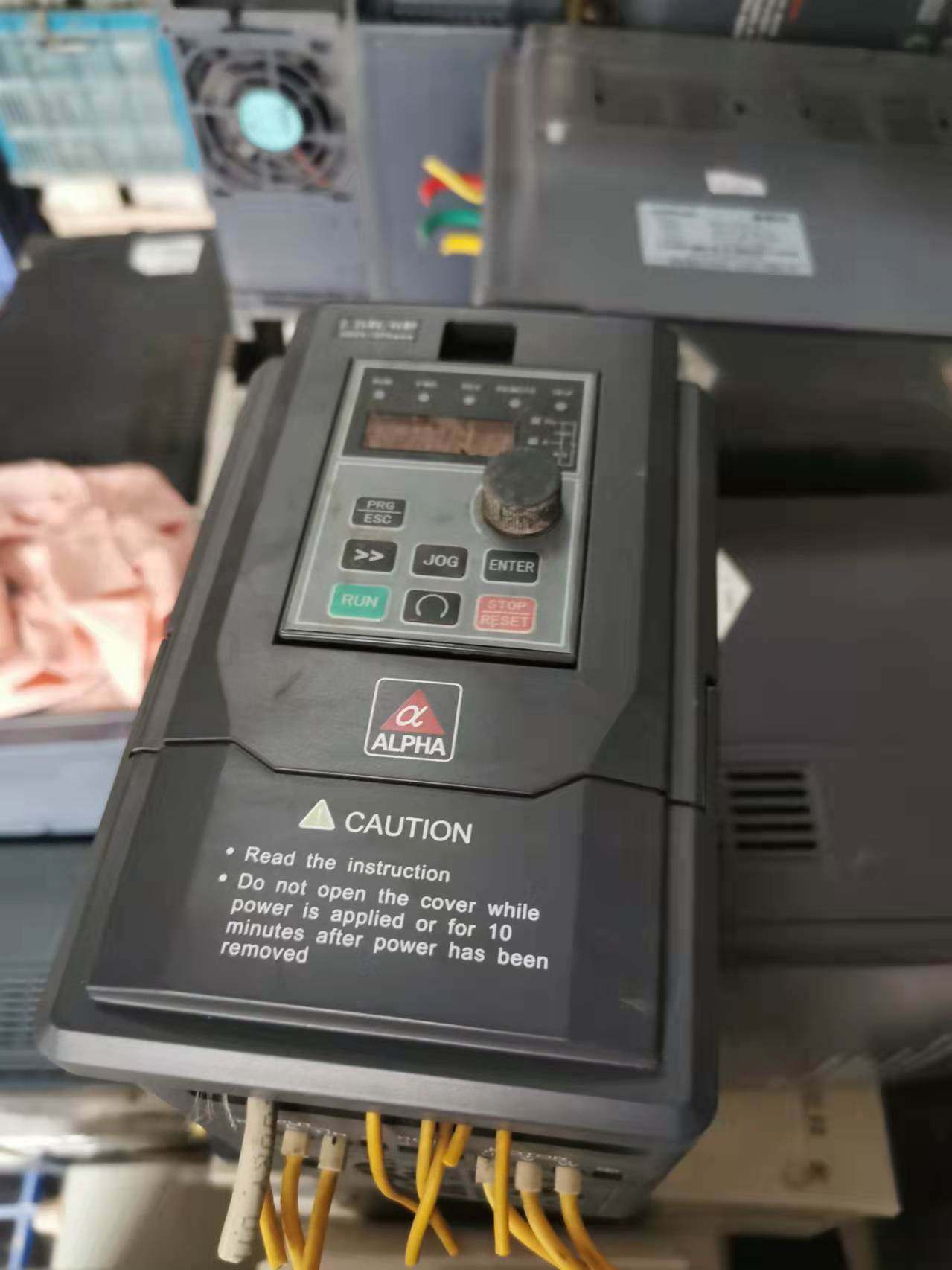 阿尔法变频器alpha6000-32r2gb/3004pb 2.2w 现货 实物图 质保