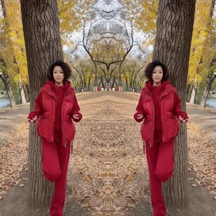 运动风女 棉马夹三件套2025秋冬新款 休闲时尚 半拉链连帽卫衣阔腿裤