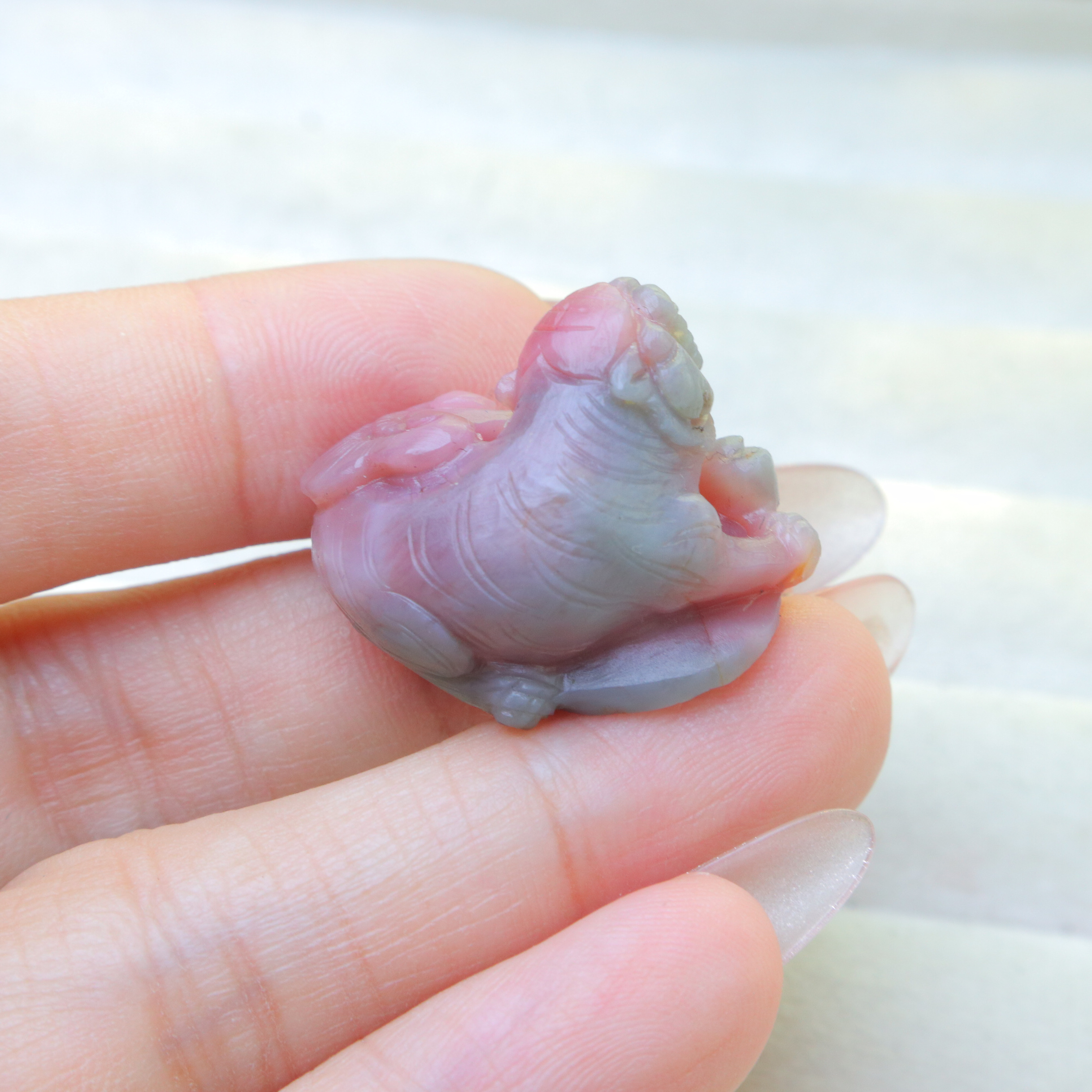 老矿盐源玛瑙生肖老虎吊坠挂件收藏粉嫩色满肉雕刻毛衣链DIY配件