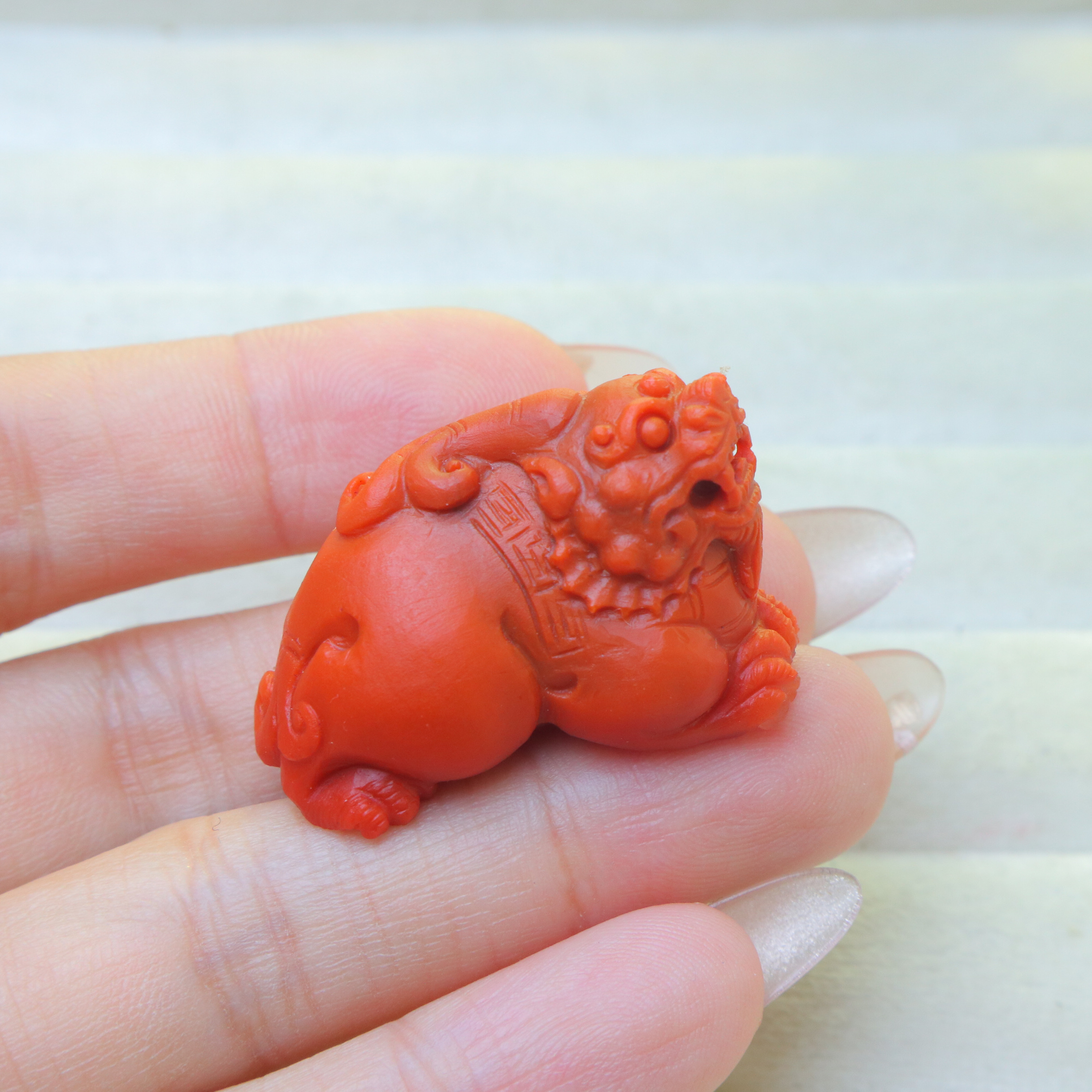 四川凉山南红玛瑙貔貅吊坠男女挂件项链送男朋友礼物新款轻奢