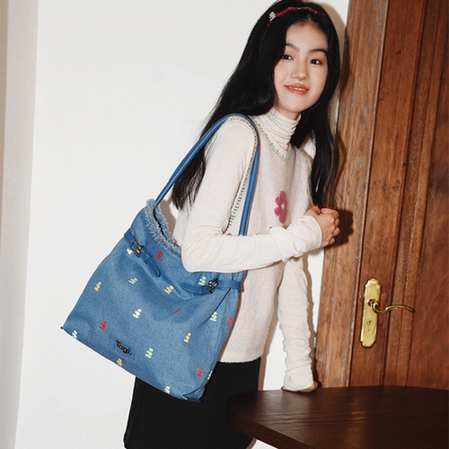 Трубочка, шоппер, вместительная и большая сумка