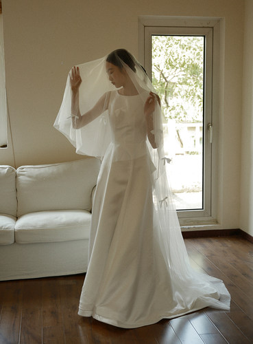 简约长款拖尾韩式结婚礼软纱