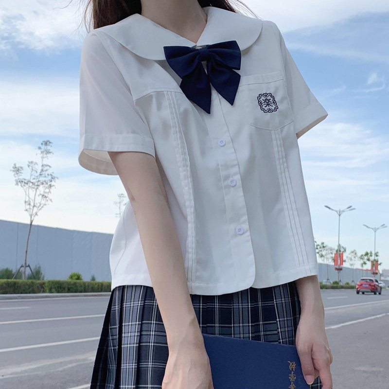 胖头鱼jk原创小泉中圆弧领刺绣衬衫春夏短袖风琴折上衣女jk白衬衫 胖头鱼jk制服 淘优券