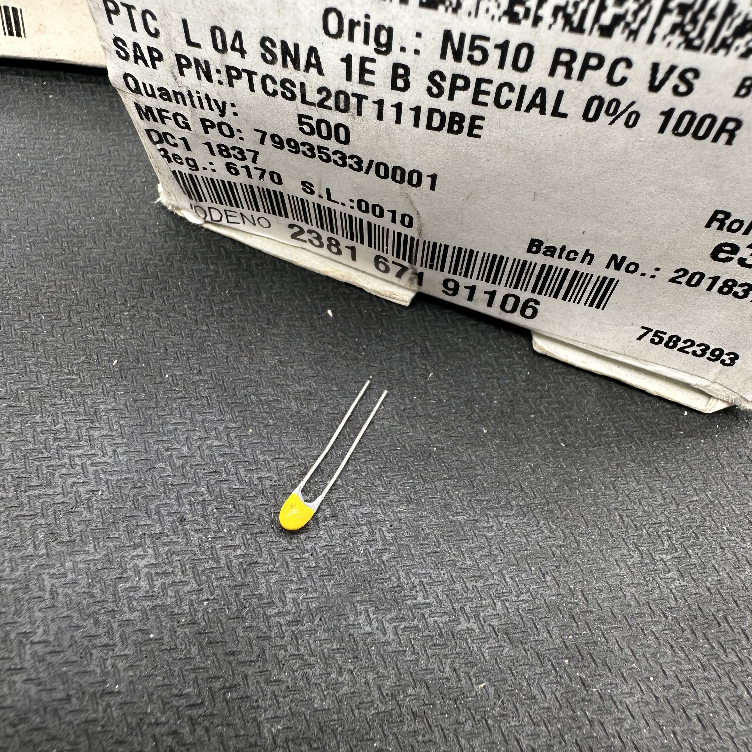 PTCSL20T111DBE热敏电阻PTC进口110度威士100R 238167191106瓷片