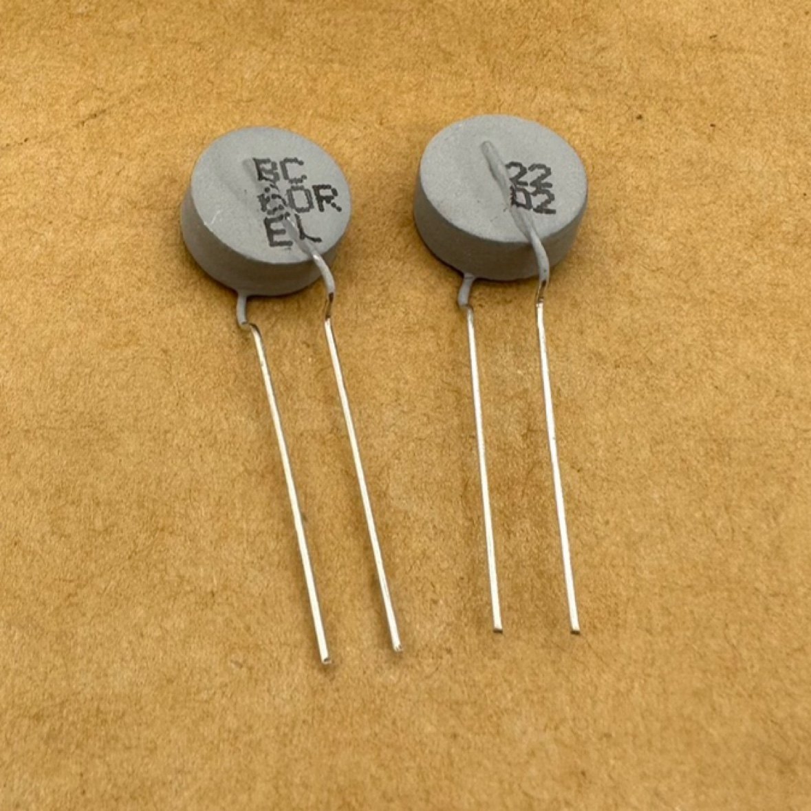 PTCEL13R600LBE电路保护PTC热敏电阻ICL BC 60R EL 13MM威士