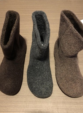 内增高复古绒呢子面短靴女2025秋冬灰色马丁靴圆头短筒勃肯靴子