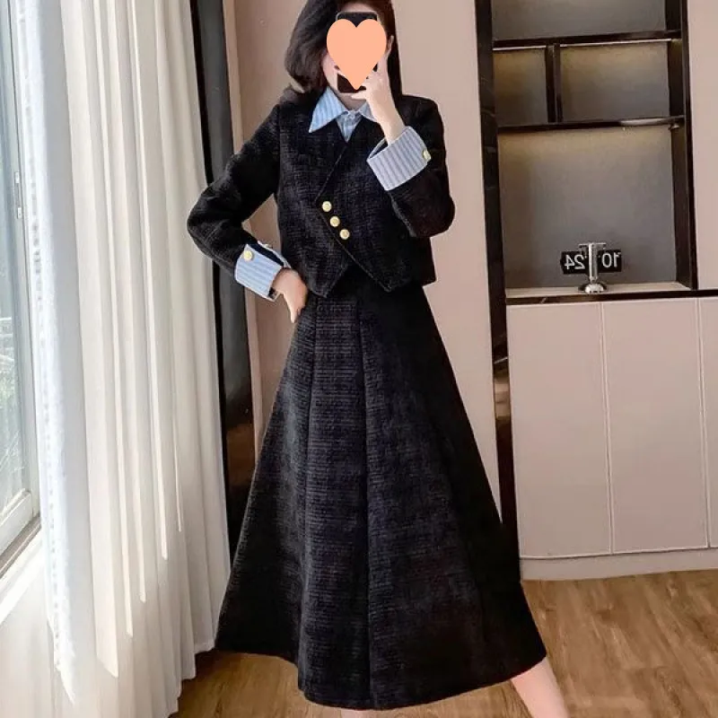 高级感法式小香风两件套套裙2025秋冬新款假两件外套小个子短裙女